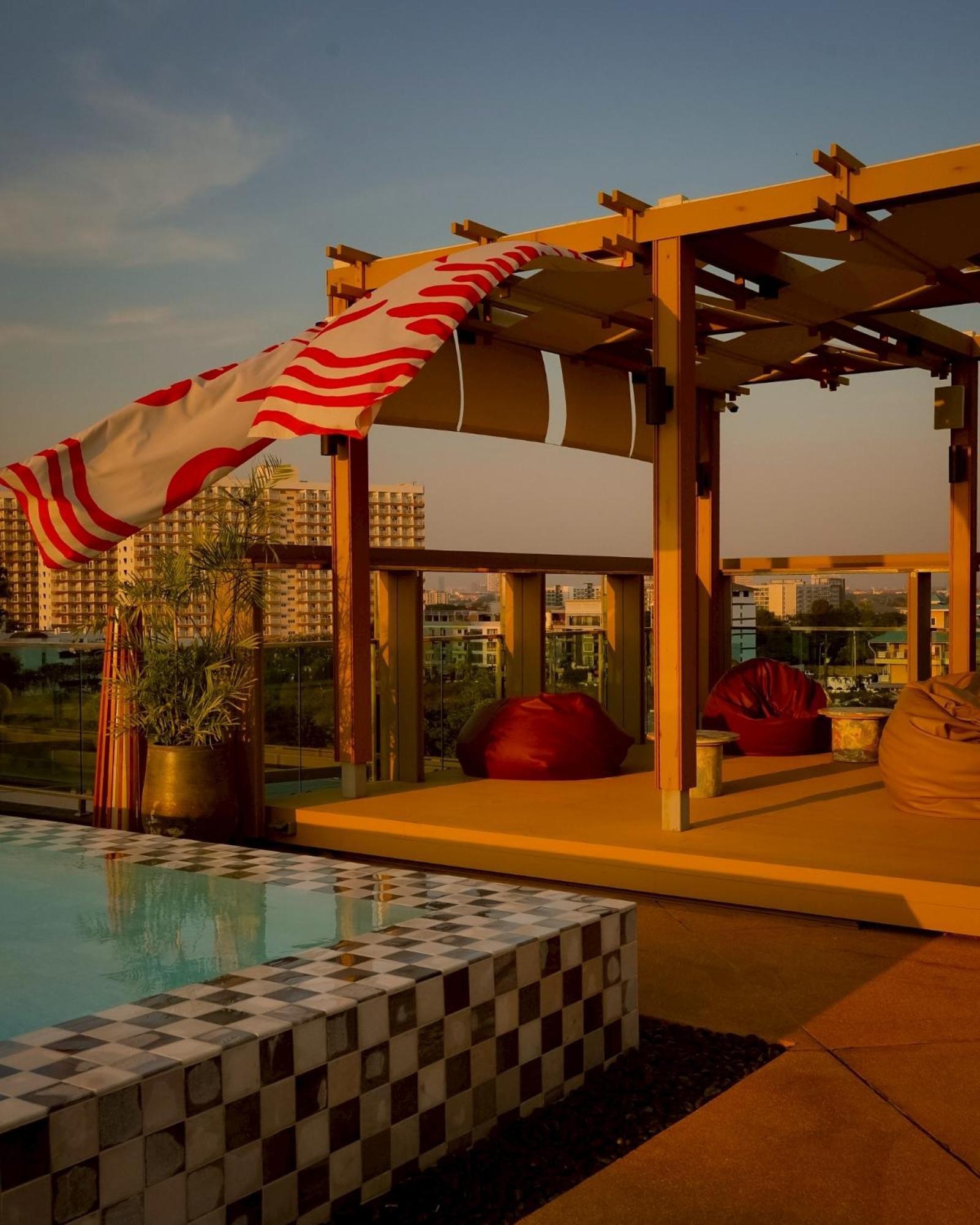 Отель Tribe Pattaya Sha Certificated Экстерьер фото