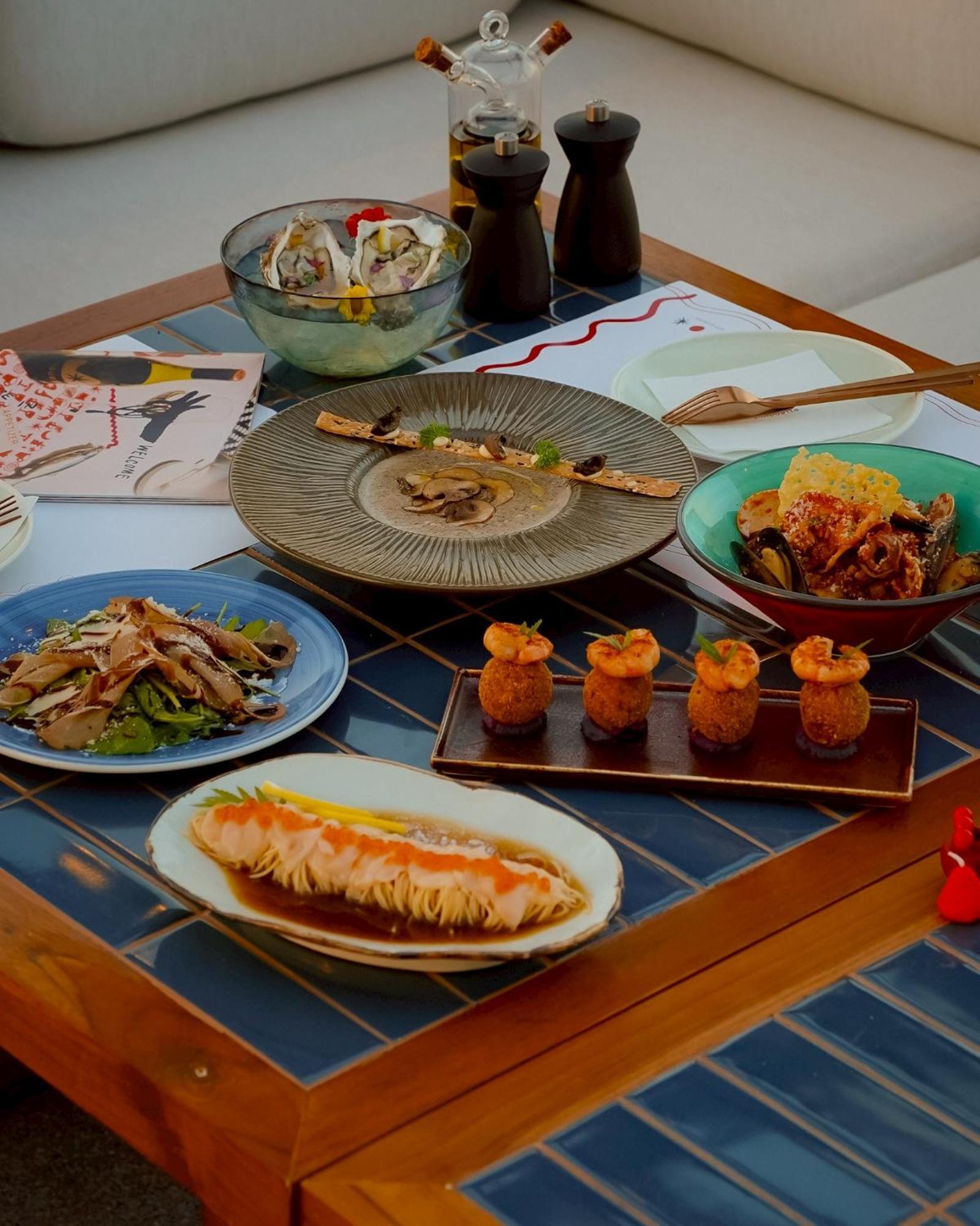 Отель Tribe Pattaya Sha Certificated Экстерьер фото